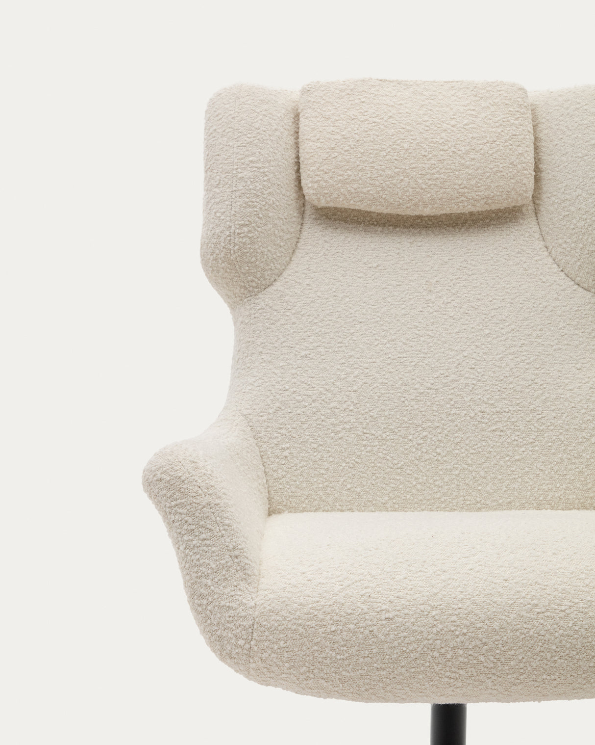 Zalina Drehsessel aus weißem Bouclé und Stahl mit schwarzem Finish FSC 100% - ZEN ZONE Furniture