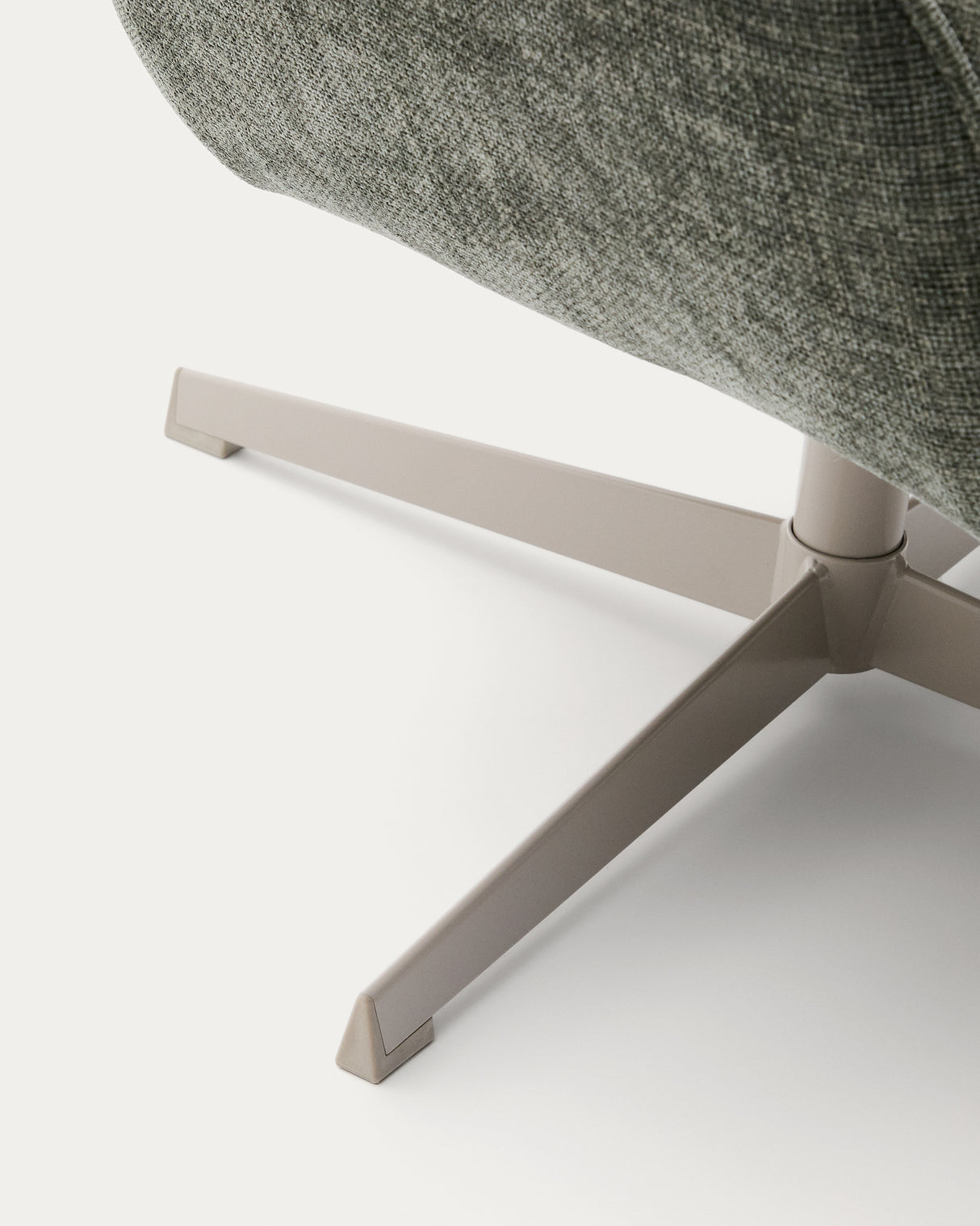 Sessel Teryl aus grüner Chenille und Metall mit grauer Oberfläche FSC 100% - ZEN ZONE Furniture