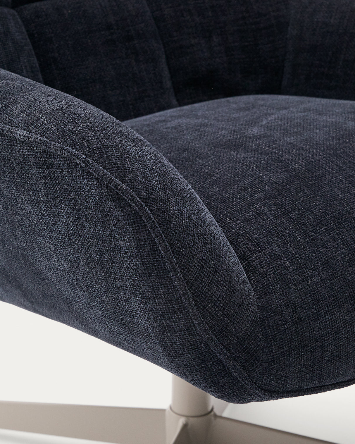 Sessel Teryl aus blauer Chenille und Metall mit grauer Oberfläche FSC 100% - ZEN ZONE Furniture