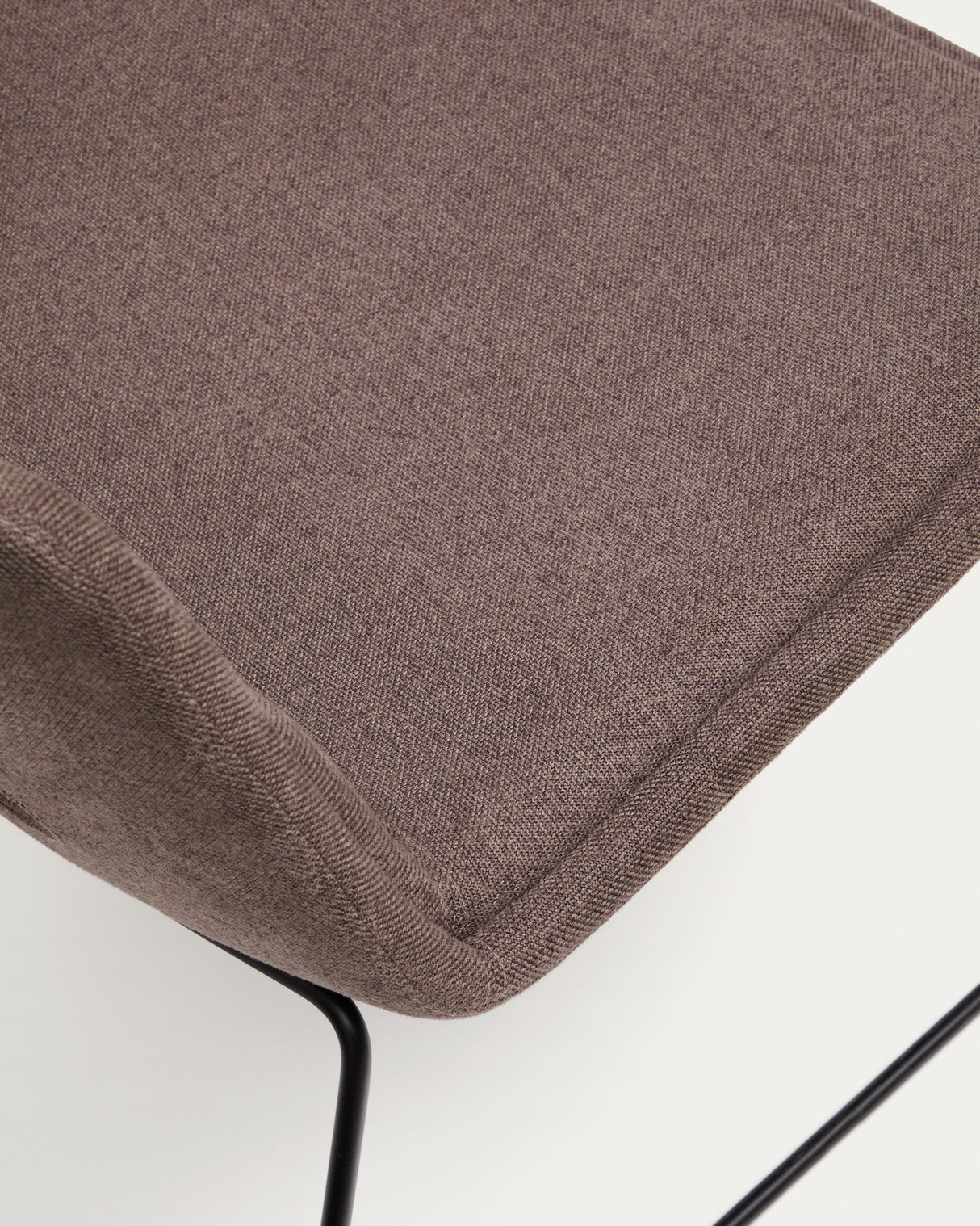 Sessel Zahara aus braunem Stahl mit schwarzem Finish FSC 100% - ZEN ZONE Furniture