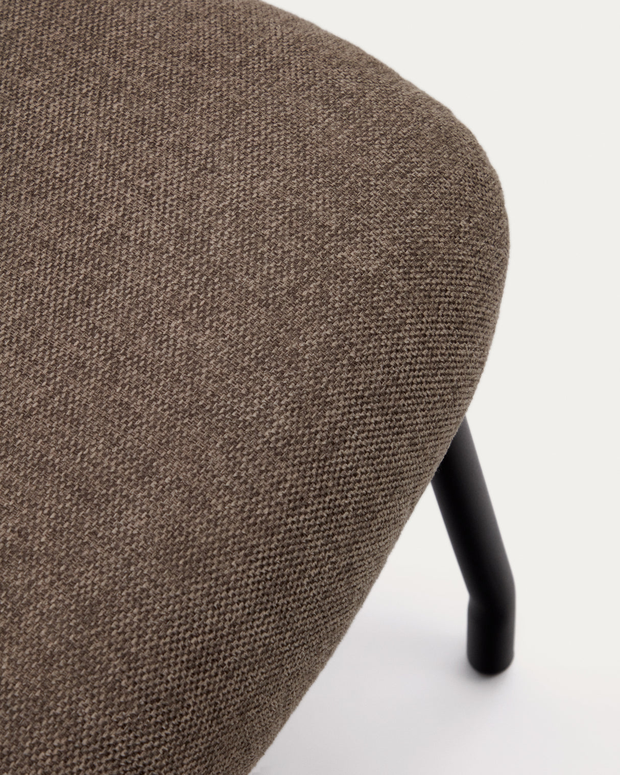 Belina Fußstütze in hellbraun und Stahl mit schwarzem Finish FSC 100% - ZEN ZONE Furniture