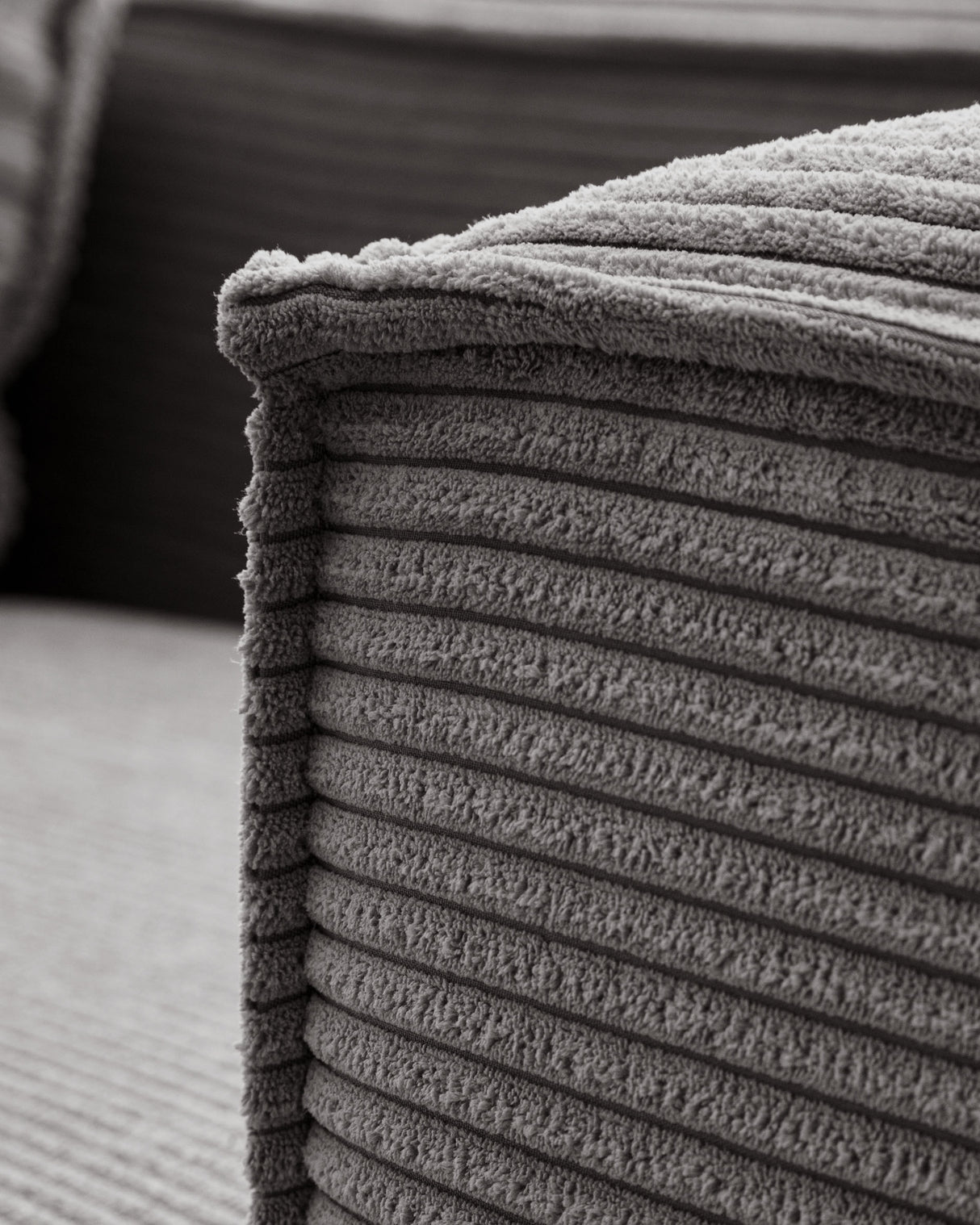 Blok 4-Sitzer-Sofa mit Chaiselongue rechts breiter Cord grau 330 cm - ZEN ZONE Furniture