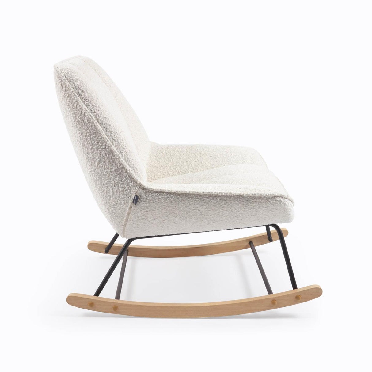 Marlina Schaukelstuhl mit Bezug in Bouclé weiß - ZEN ZONE Furniture