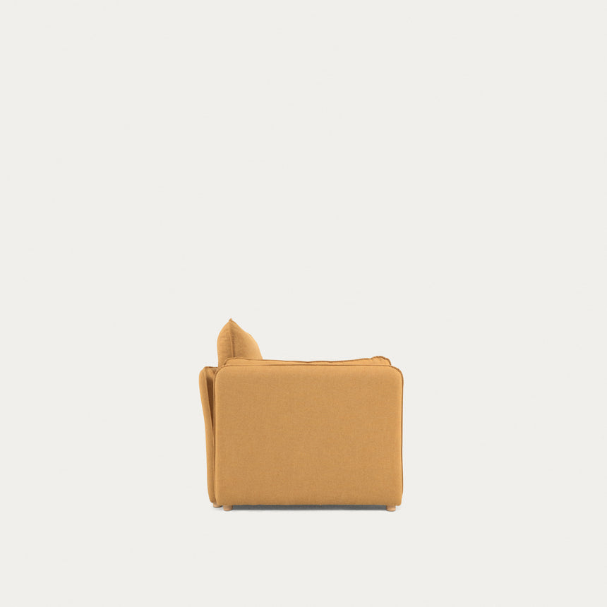 Tanit Schlafsofa senffarben und Beine aus massivem Buchenholz natürliches Finish 210 cm - ZEN ZONE Furniture