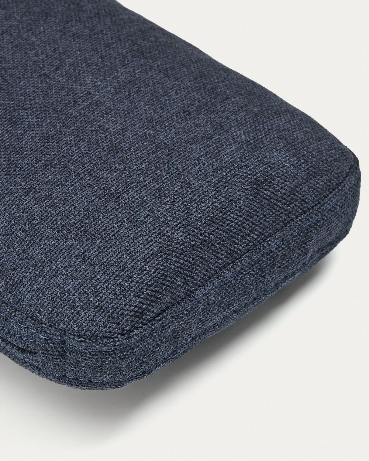 Neom Kissen in Blau 24 x 72 cm - ZEN ZONE Furniture