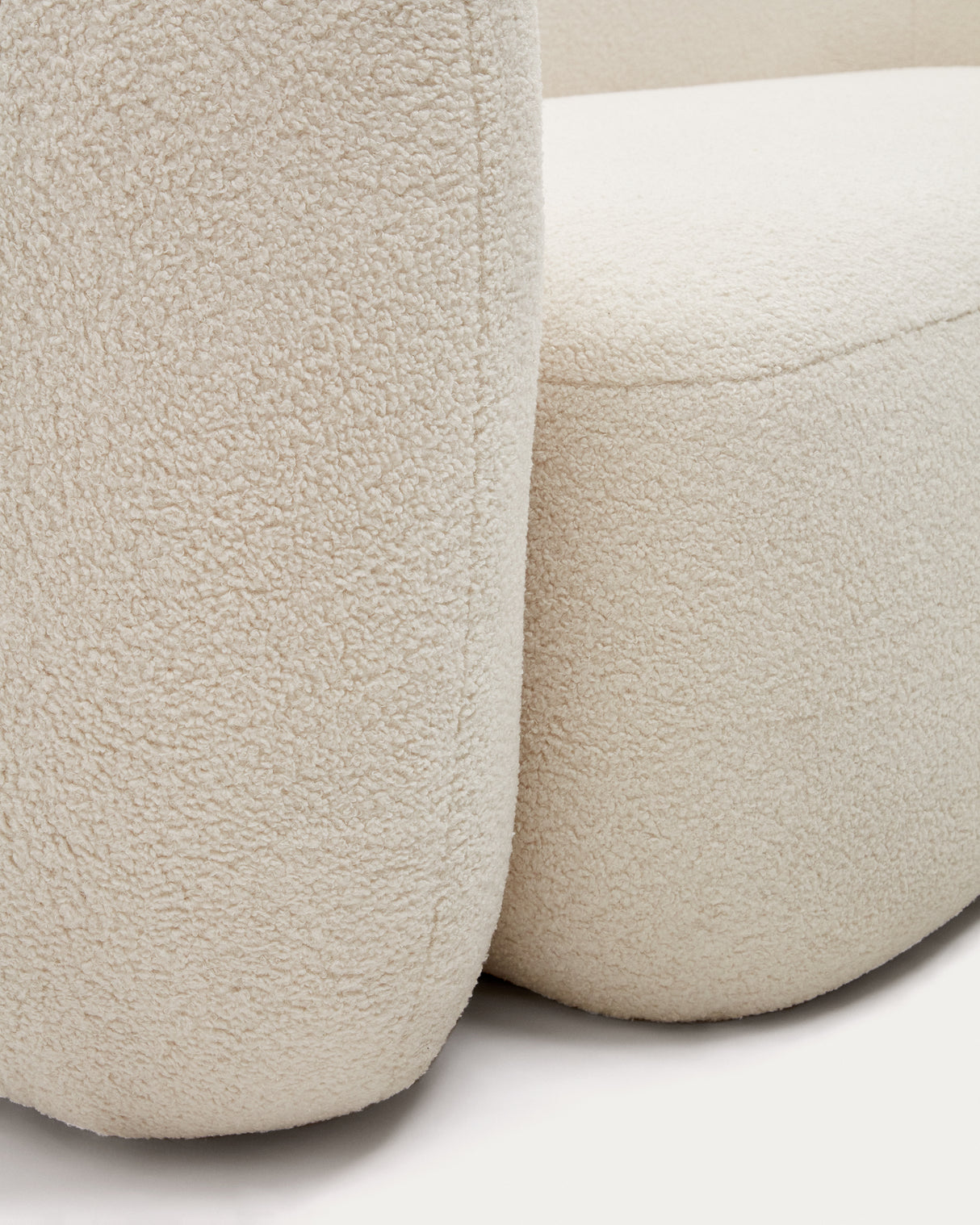 Martina 3-Sitzer-Sofa mit Bouclé in Off-White 246 cm - ZEN ZONE Furniture
