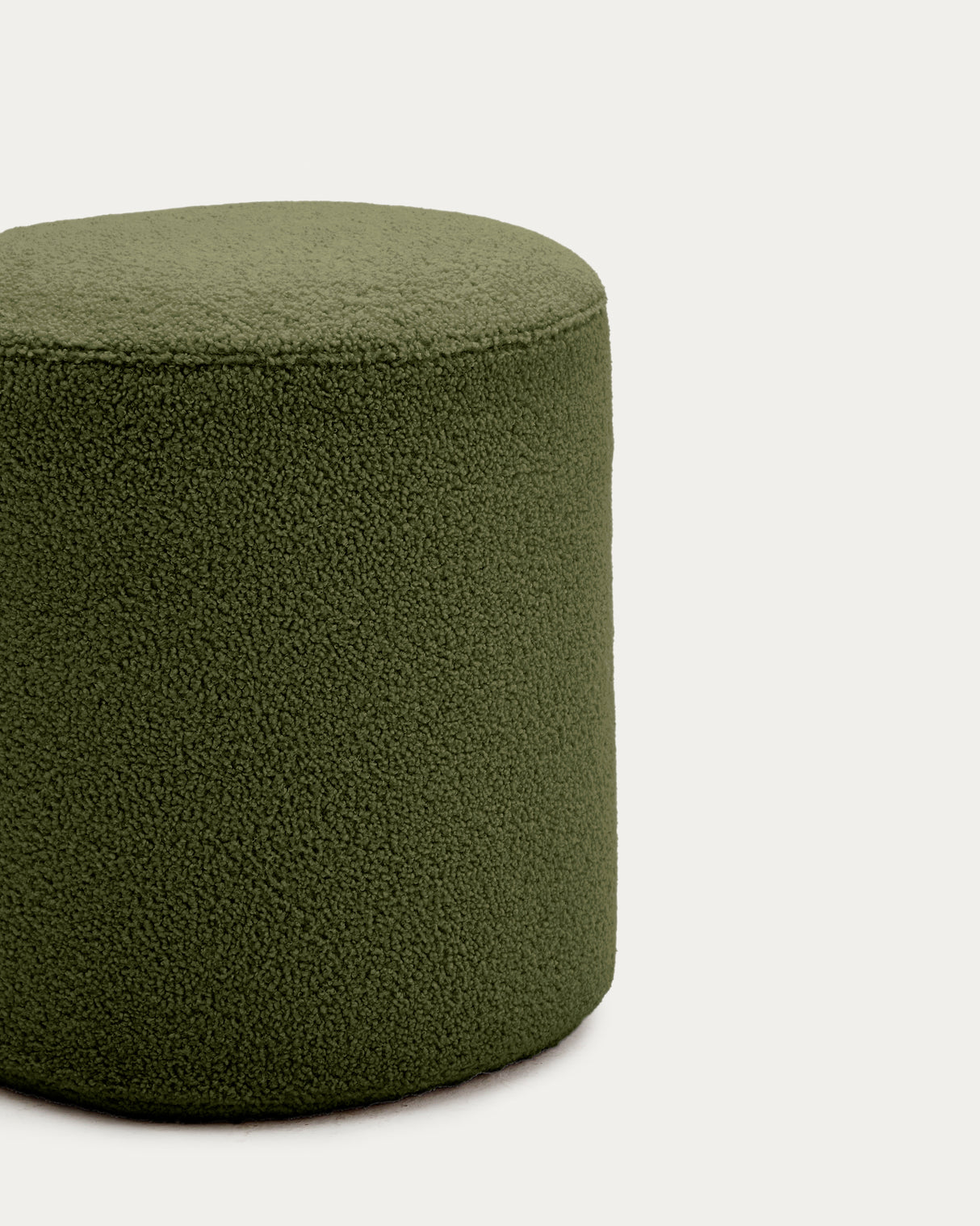 Fußhocker Kaeli mit abnehmbarem Bezug in grünem Bouclé Ø 43 cm - ZEN ZONE Furniture
