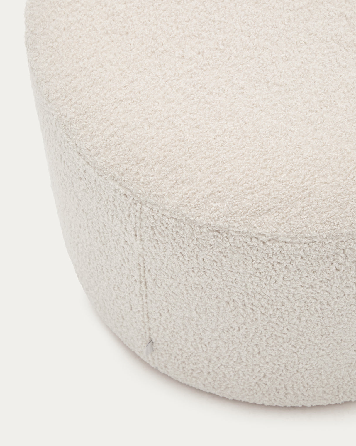Fußhocker Kaeli mit abnehmbarem Bezug in Bouclé Farbe Écru Ø 60 cm - ZEN ZONE Furniture