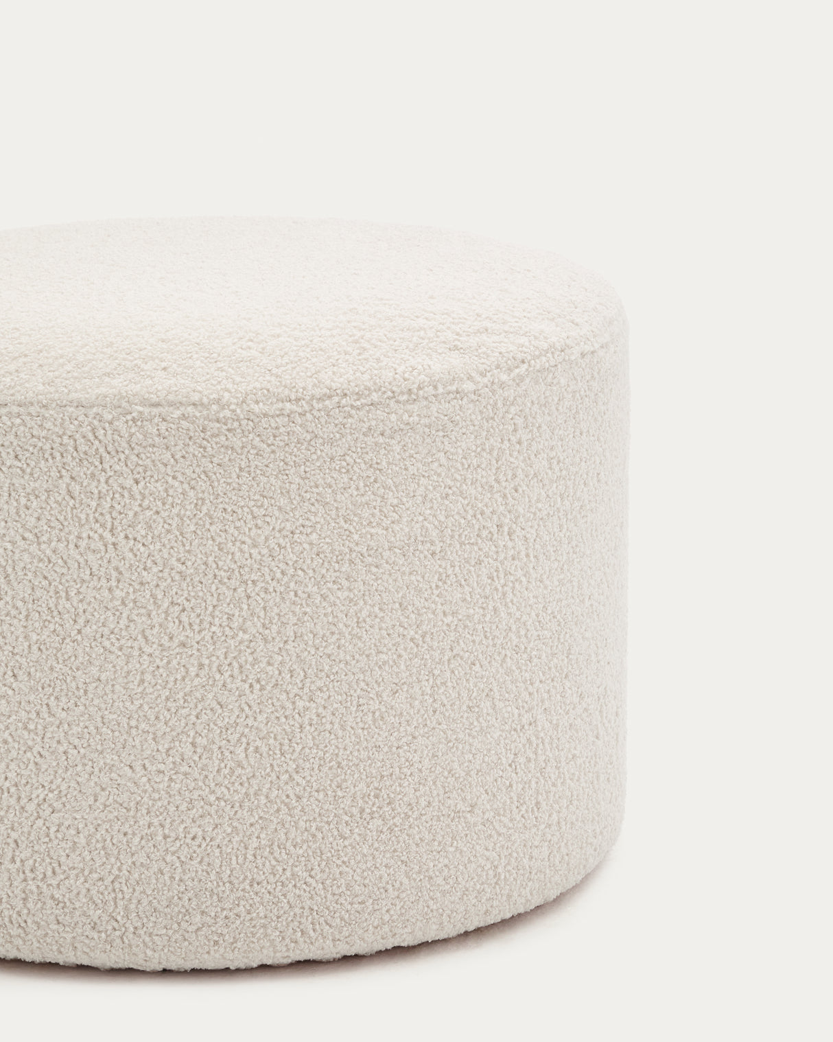Fußhocker Kaeli mit abnehmbarem Bezug in Bouclé Farbe Écru Ø 60 cm - ZEN ZONE Furniture