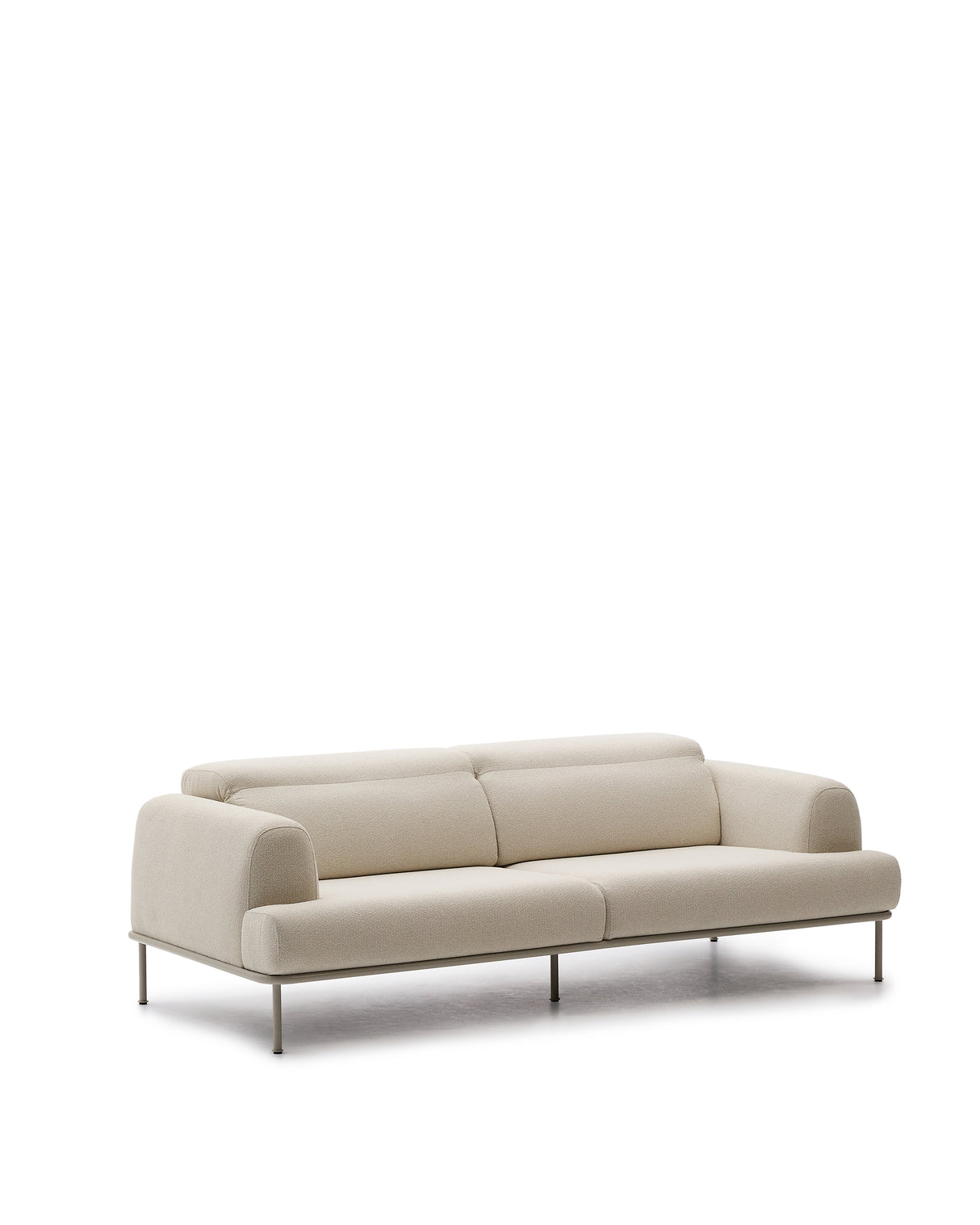 Sofa Aurum 3-Sitzer ecru mit verstellbarer Kopfstütze und mattbeigem Metallgestell 234 cm FSC Mix Credit - ZEN ZONE Furniture