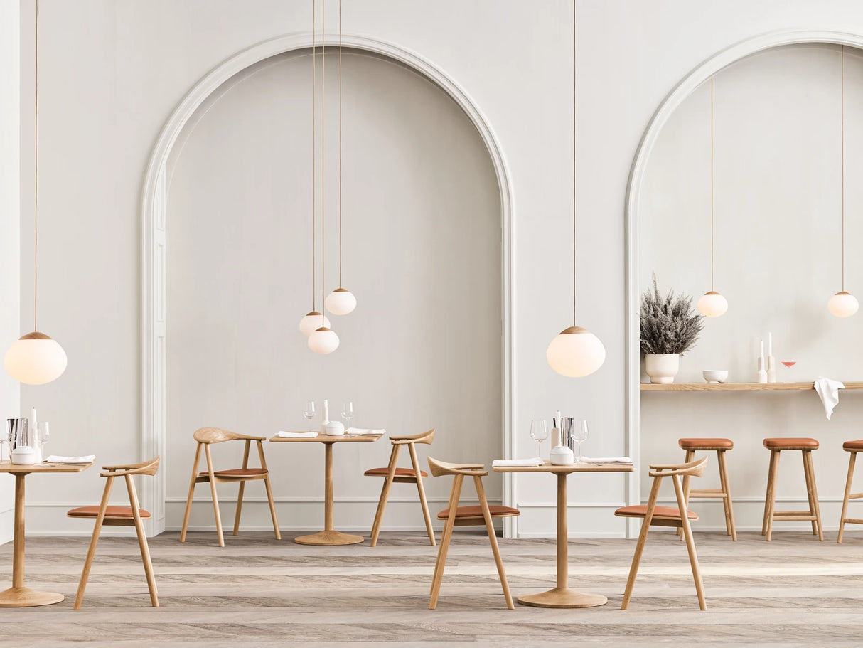 Swing Esstischstuhl aus geölter Eiche – Gepolstert, Leder, Cognac - ZEN ZONE Furniture