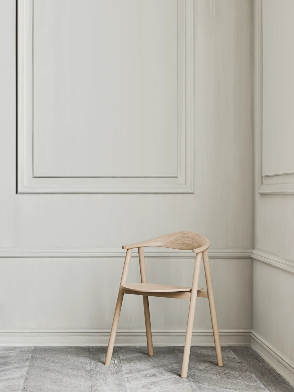 Swing Esstischstuhl aus Eiche weiß pigmentiert geölt - ZEN ZONE Furniture