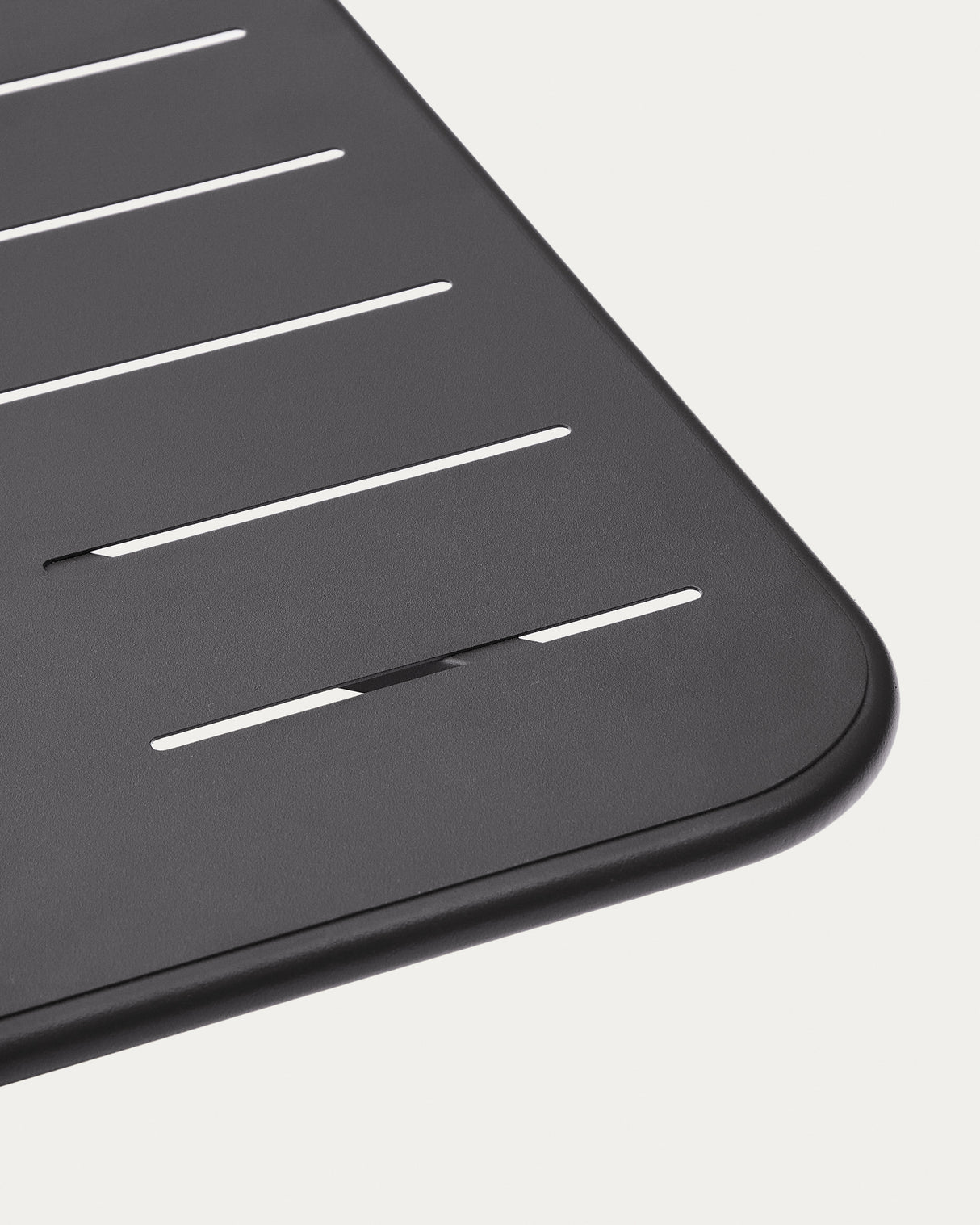 Outdoor-Tisch Brai aus dunkelgrau verzinktem Stahl 70 x 70 cm - ZEN ZONE Furniture