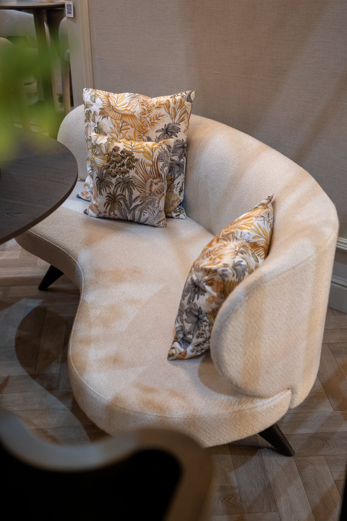 RICARDO Esszimmersofa Gebogen - ZEN ZONE Furniture