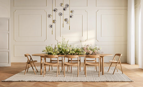 Fenri Gepolsterter Esstischstuhl aus Eiche weiß pigmentiert geölt, Quattro by Spoor - Leder, Sand - ZEN ZONE Furniture