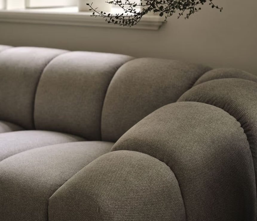 Diana 3-Sitzer Ecksofa Rechts, mit Bezug aus Samt oder Strukturstoff, 294x182 cm - ZEN ZONE Furniture