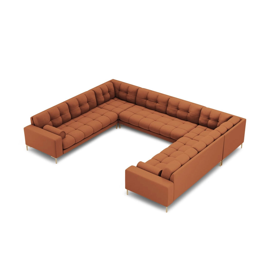 Bali 9-Sitzer Panorama Sofa aus Strukturierter Stoff in Ziegelstein (Neve 52), Beine in Goldmetall, 327x256x75 cm von Cosmopolitan Design – Bild 1
