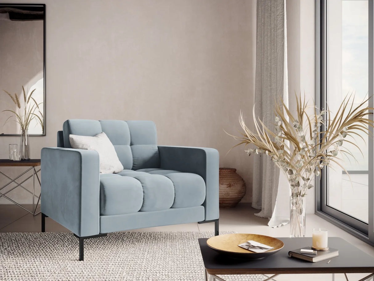 Bali Sessel aus Samt in Hellblau (Bluvel 06), 87x96x75 cm von Cosmopolitan Design – Bild 2