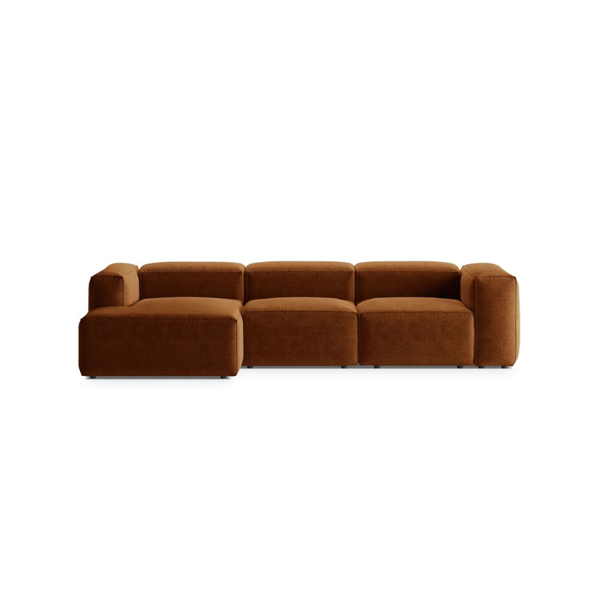 Bergamo 3-Sitzer Ecksofa, Linke Seite, aus Strukturierter Stoff in Ziegelstein (Liberty 9), 304x152x70 cm von Cosmopolitan Design – Bild 1