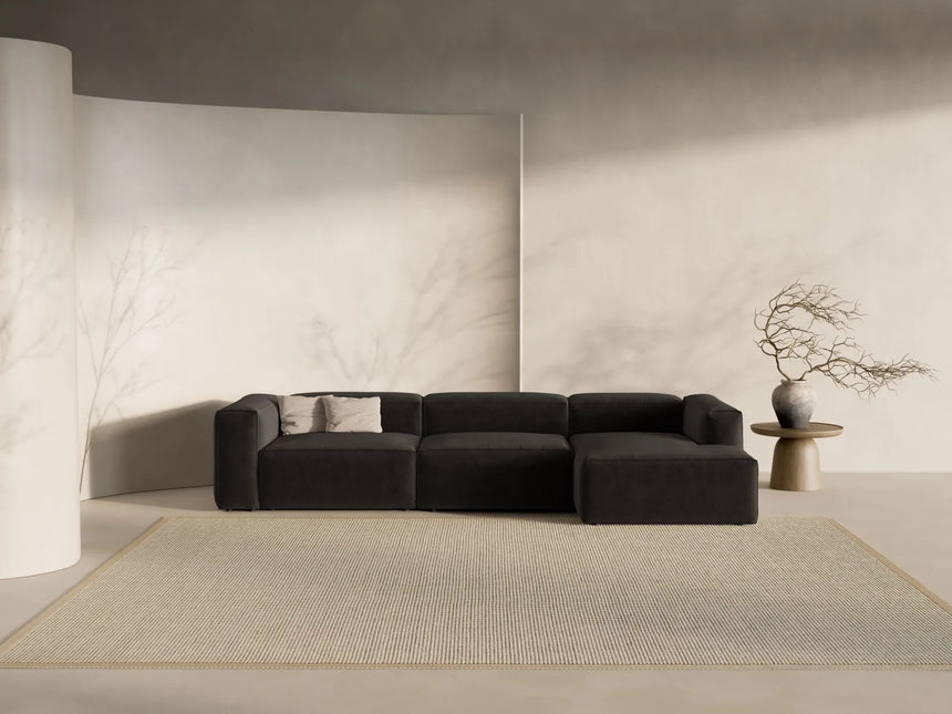 Bergamo 4-Sitzer Ecksofa, Rechte Seite, aus Strukturierter Stoff in Schwarz (Liberty 22), 344x152x70 cm von Cosmopolitan Design – Bild 2