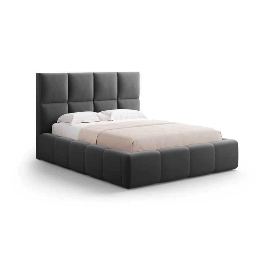 Livigno Bett mit Kopfteil und Stauraum aus Samt in Grau (Bluvel 14), 140x200 cm von Cosmopolitan Design – Bild 1