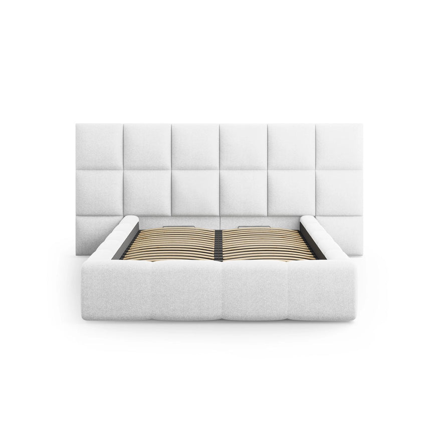 Livigno Bett mit Kopfteil und Stauraum aus Strukturierter Stoff in Kaltes Hellgrau (Solid 80), 140x200 cm von Cosmopolitan Design – Bild 3
