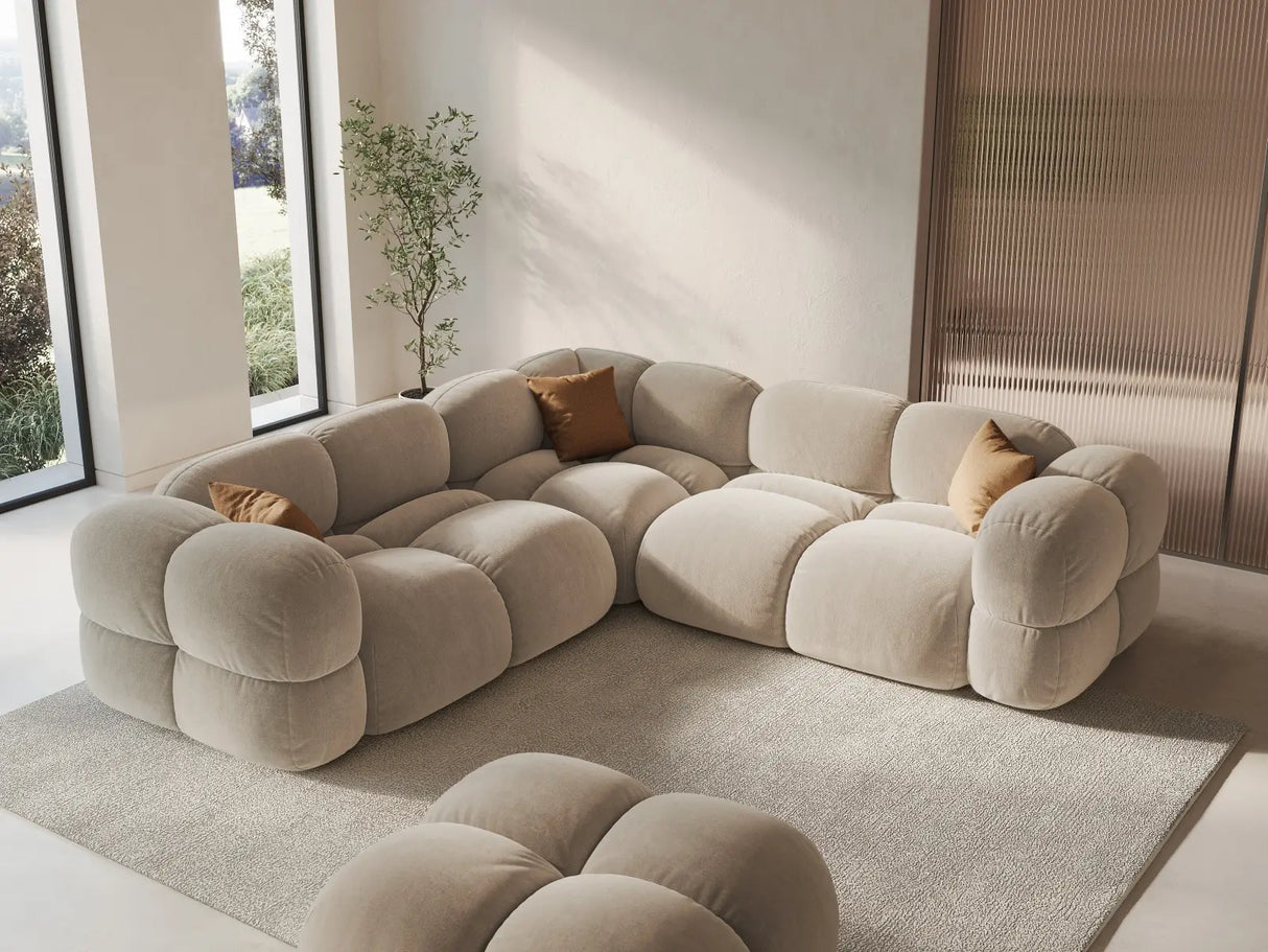 Loretto 4-Sitzer Ecksofa, symmetrisch, aus Samt oder Strukturstoff, 250x250x68 cm von Cosmopolitan Design – Bild 2