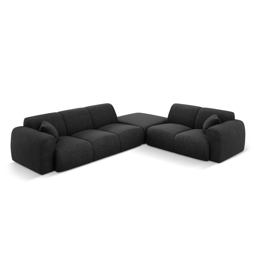 Nolio 4-Sitzer Ecksofa, Rechte Seite, aus Chenille in Schwarz (Haga 19), 315x250 cm von Cosmopolitan Design – Bild 1
