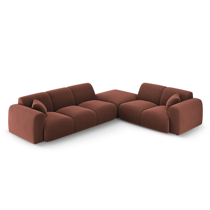 Nolio 4-Sitzer Ecksofa, Rechte Seite, aus Samt in Cuoio (Casino Cuoio), 315x250 cm von Cosmopolitan Design – Bild 1