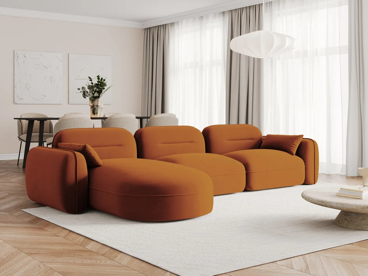Sydney 4-Sitzer Ecksofa, Linke Seite, aus Samt in Terrakotta (Casino Terracota), 320x165x70 cm von Cosmopolitan Design – Bild 2
