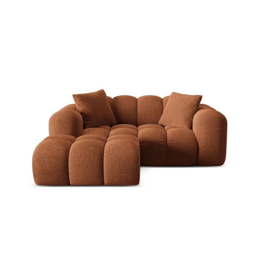 Treno 2-Sitzer Ecksofa, Linke Seite, aus Chenille in Ziegel (Eden 10 Terra), 180x164 cm von Cosmopolitan Design – Bild 1