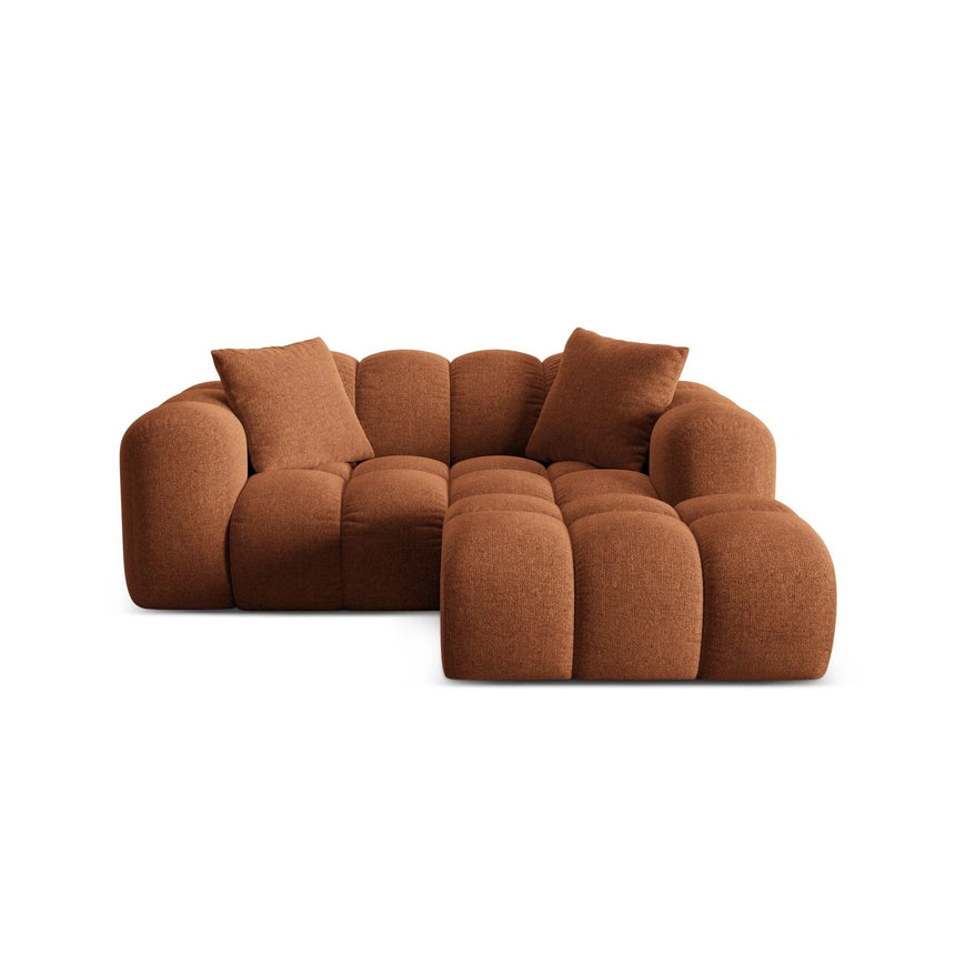 Treno 2-Sitzer Ecksofa, Rechte Seite, aus Chenille in Ziegel (Eden 10 Terra), 180x164 cm von Cosmopolitan Design – Bild 1