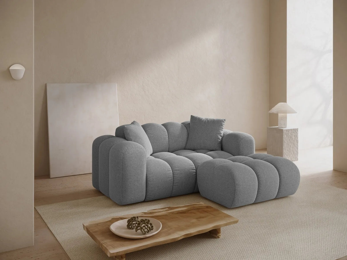 Treno Pouf aus Chenille in Hellgrau (Eden 18 Grey), 90x70x42 cm von Cosmopolitan Design – Bild 2