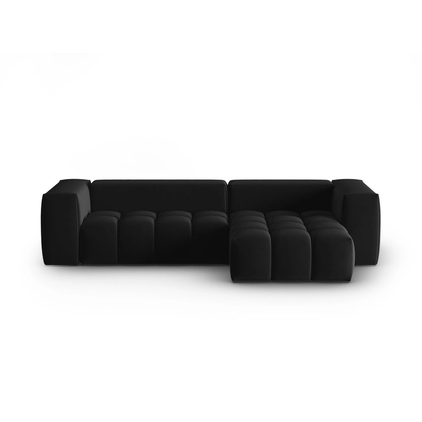 Verona 3-Sitzer Ecksofa, Rechte Seite, aus Samt in Schwarz (Casino Black), 260x145 cm von Cosmopolitan Design – Bild 1