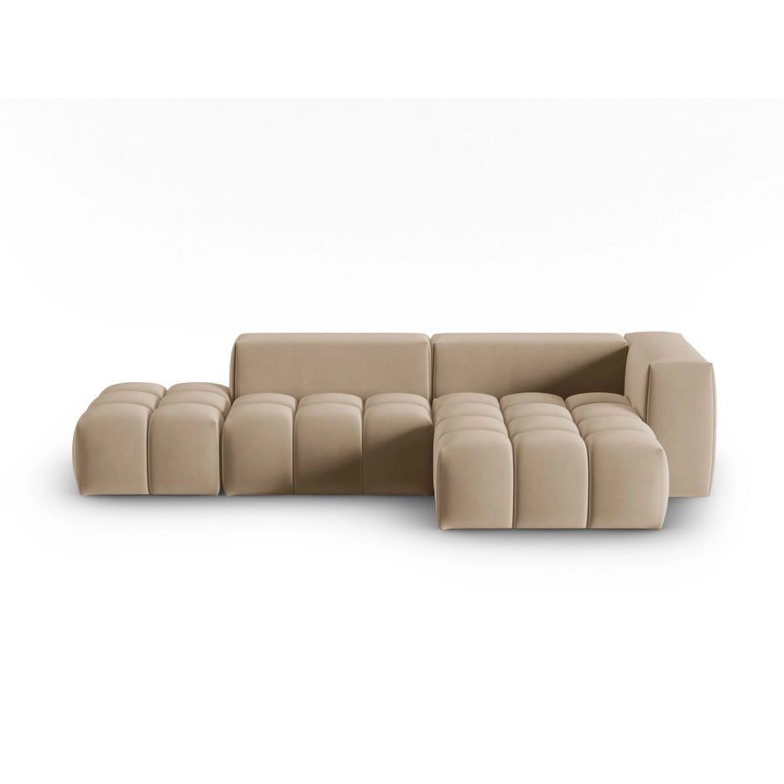 Verona Modulares 4-Sitzer Ecksofa, Rechte Seite, aus Samt in Sand (Casino Lion), 265x145 cm von Cosmopolitan Design – Bild 1