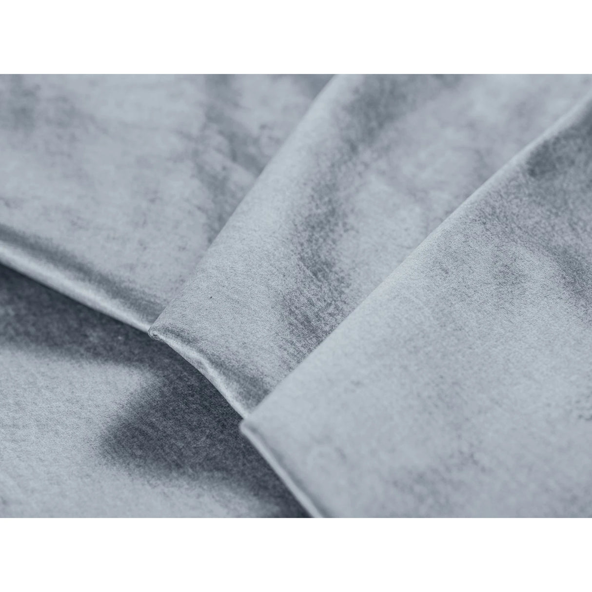 Wicklow 3-Sitzer Sofa mit Schlaffunktion und Stauraum, aus Samt in Hellblau (Monolith 70), 250x105x90 cm von Cosmopolitan Design – Bild 7