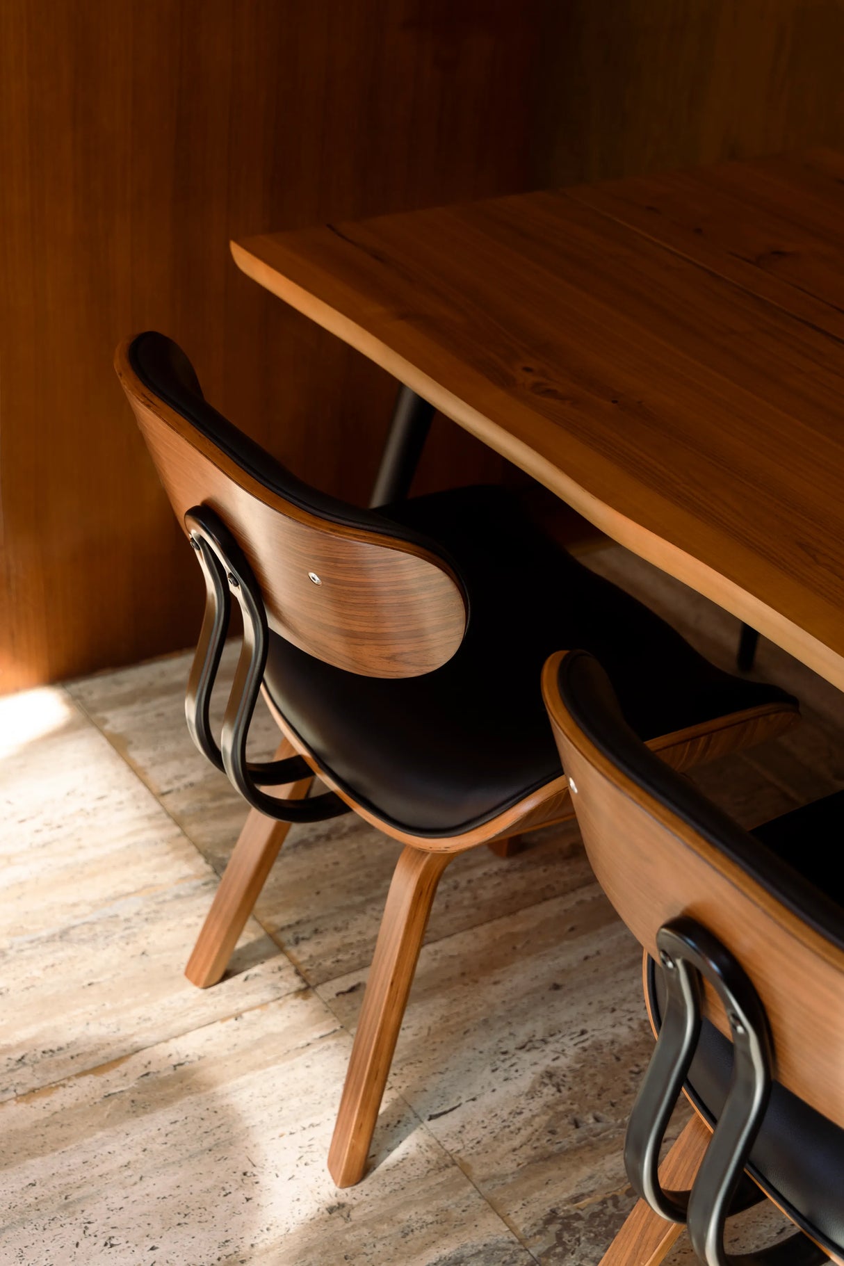 Blackwood Stuhl Walnuss von Dutchbone – Produktbild 9