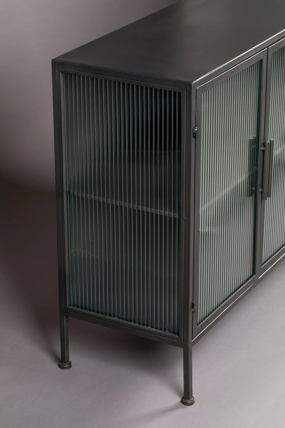 Boli Sideboard Low 150x35x80 cm von Dutchbone – Produktbild 7