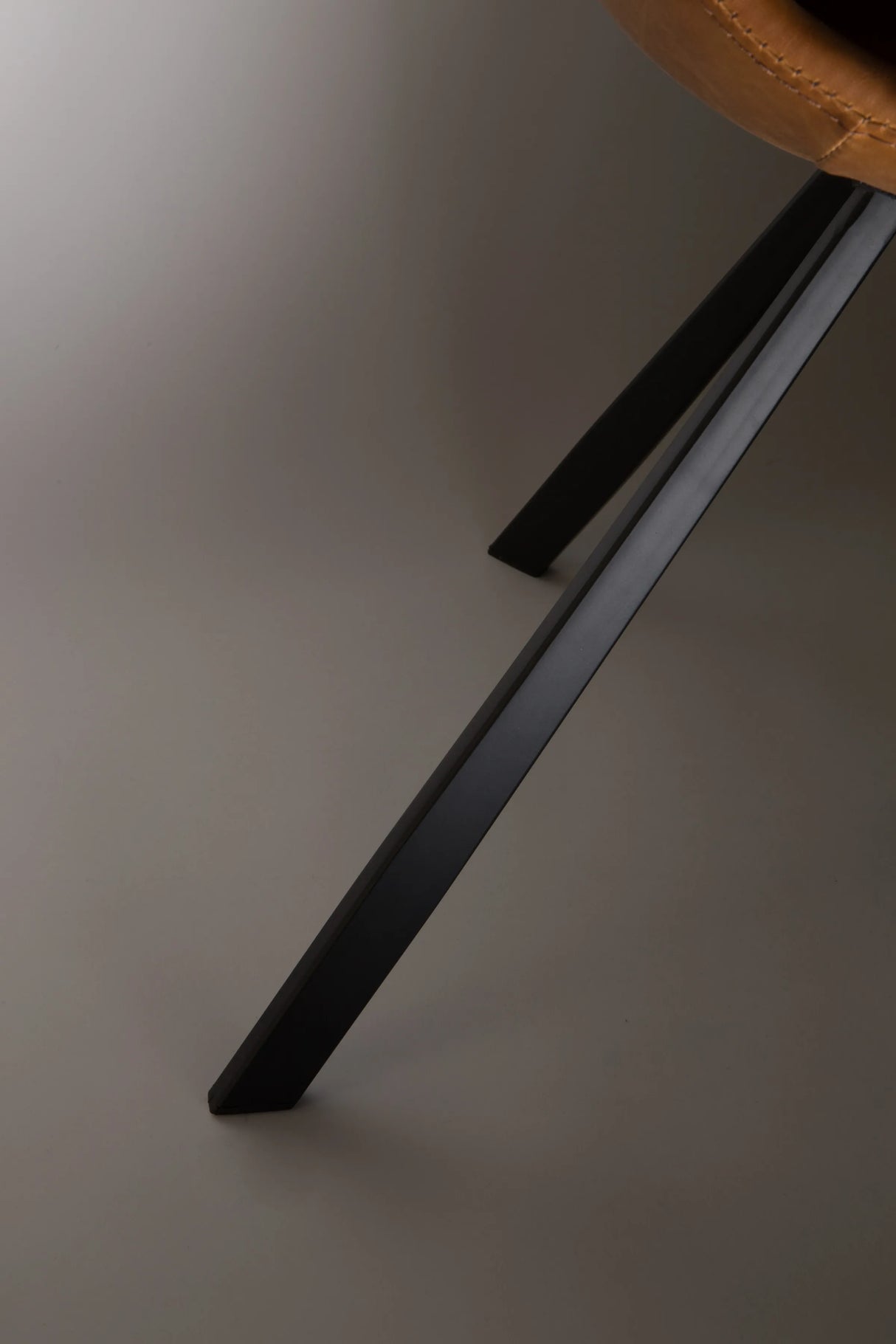 Franky Essstuhl braun von Dutchbone – Produktbild 8