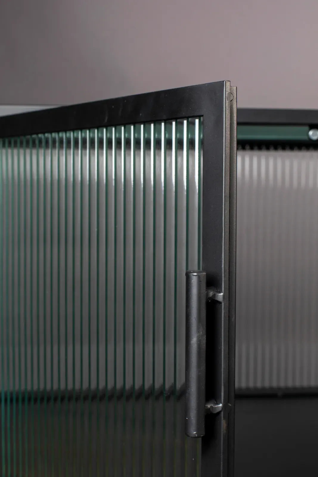 Sideboard Boli aus pulverbeschichtetem Stahl in Schwarz, 150×35×90 cm