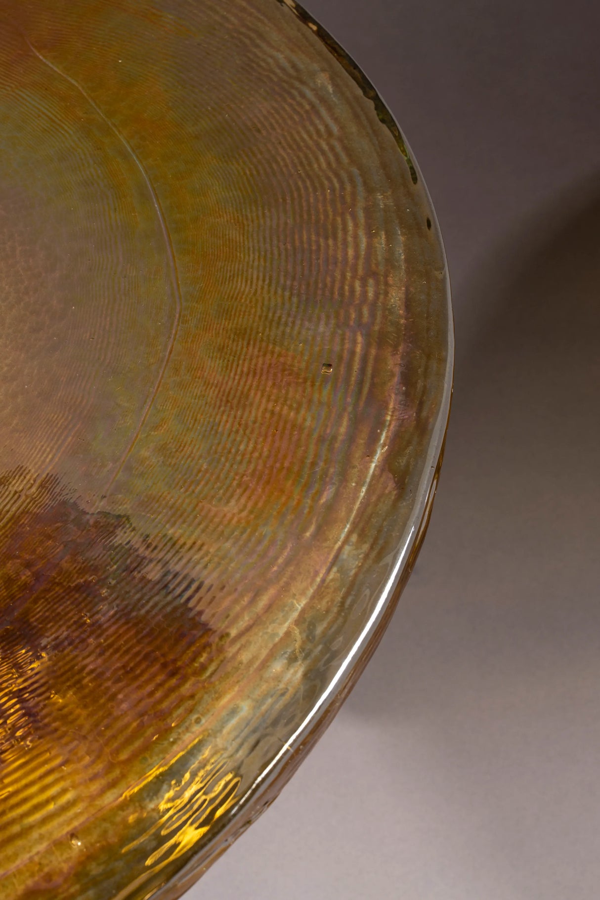 Sue Couchtisch Messing 60x60x41 cm von Dutchbone – Produktbild 5