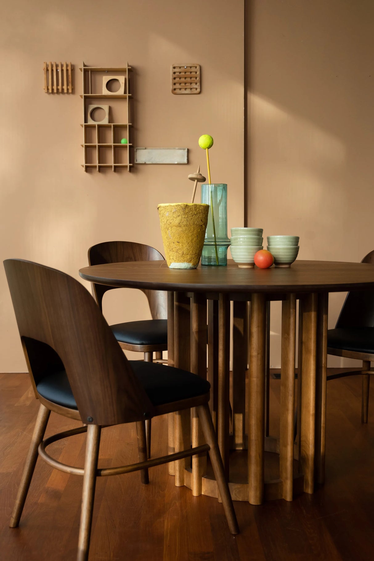 Talika Essstuhl Braun von Dutchbone – Produktbild 11