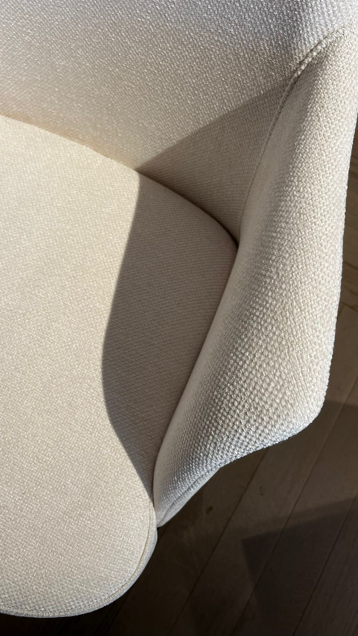 MILANO Armlehnstuhl - ZEN ZONE Furniture