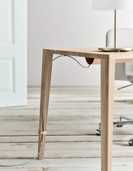 Graceful Schreibtisch aus massiver Eiche 110 x 50, H74 cm - ZEN ZONE Furniture