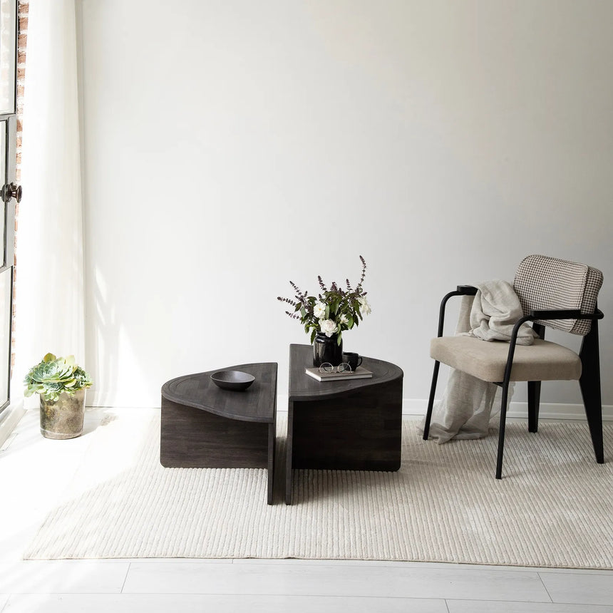 Couchtisch Altopiano aus massivem Kiefernholz in Anthrazit, 90×45×40 cm von Hanah Home – Bild 2