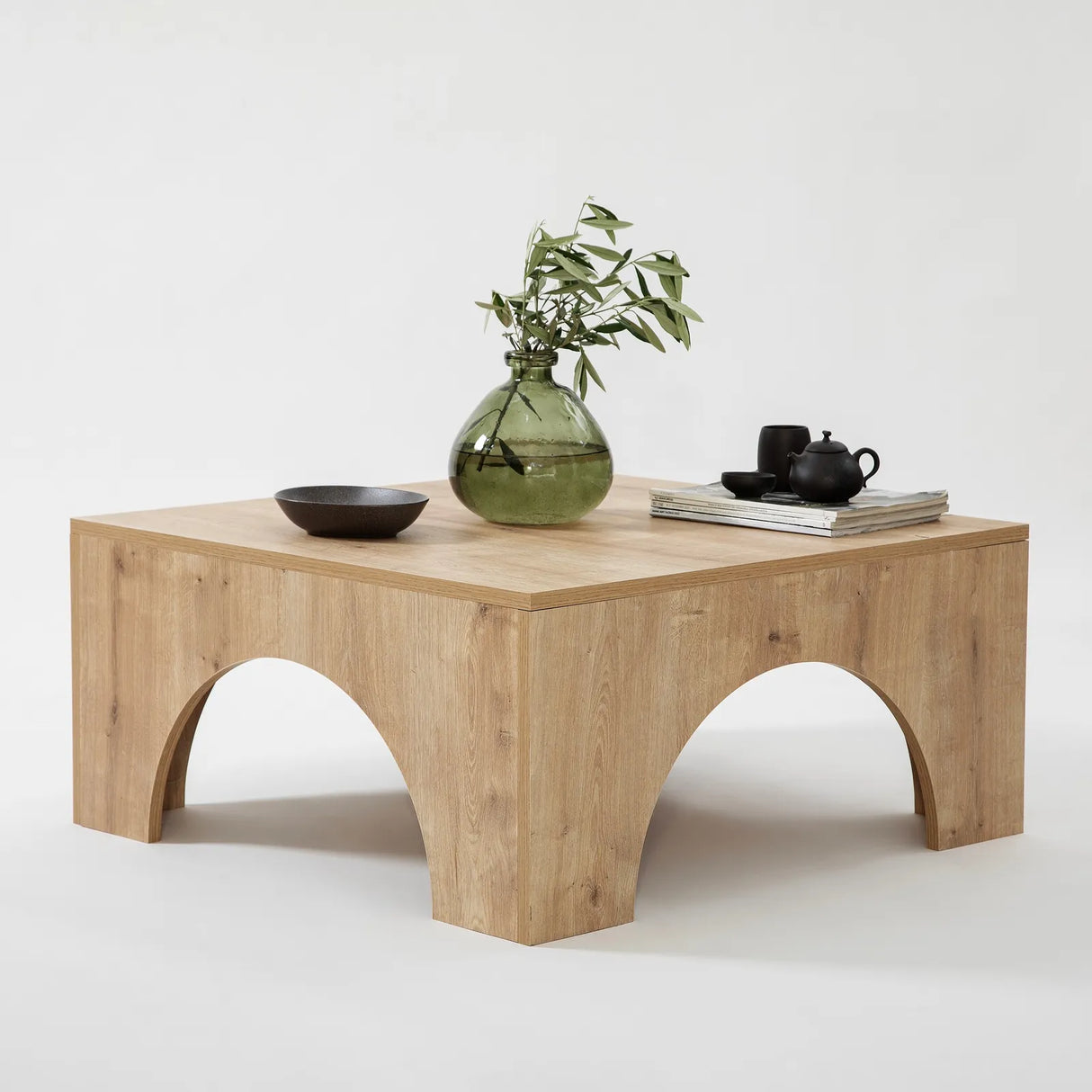 Couchtisch Collesium aus melaminbeschichteten Holz in Eiche, 80×80×37 cm von Hanah Home – Bild 4