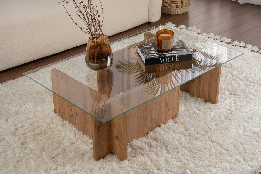 Couchtisch Flavio aus melaminbeschichteten Holz und gehärtetem Glas in Atlantische Kiefer, 105×65×30 cm von Hanah Home – Bild 1