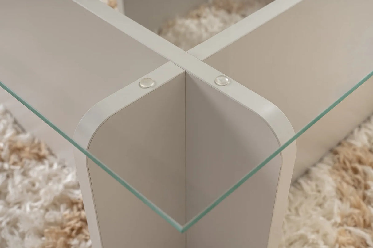 Couchtisch Flavio aus melaminbeschichteten Holz und gehärtetem Glas in Grau, 105×65×30 cm von Hanah Home – Bild 4