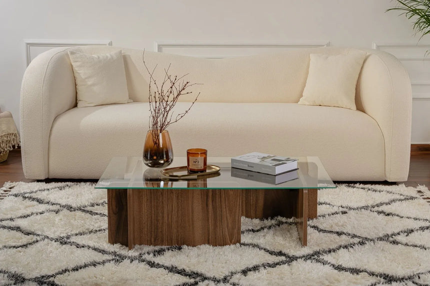 Couchtisch Flavio aus melaminbeschichteten Holz und gehärtetem Glas in Walnuss, 105×65×30 cm von Hanah Home – Bild 2