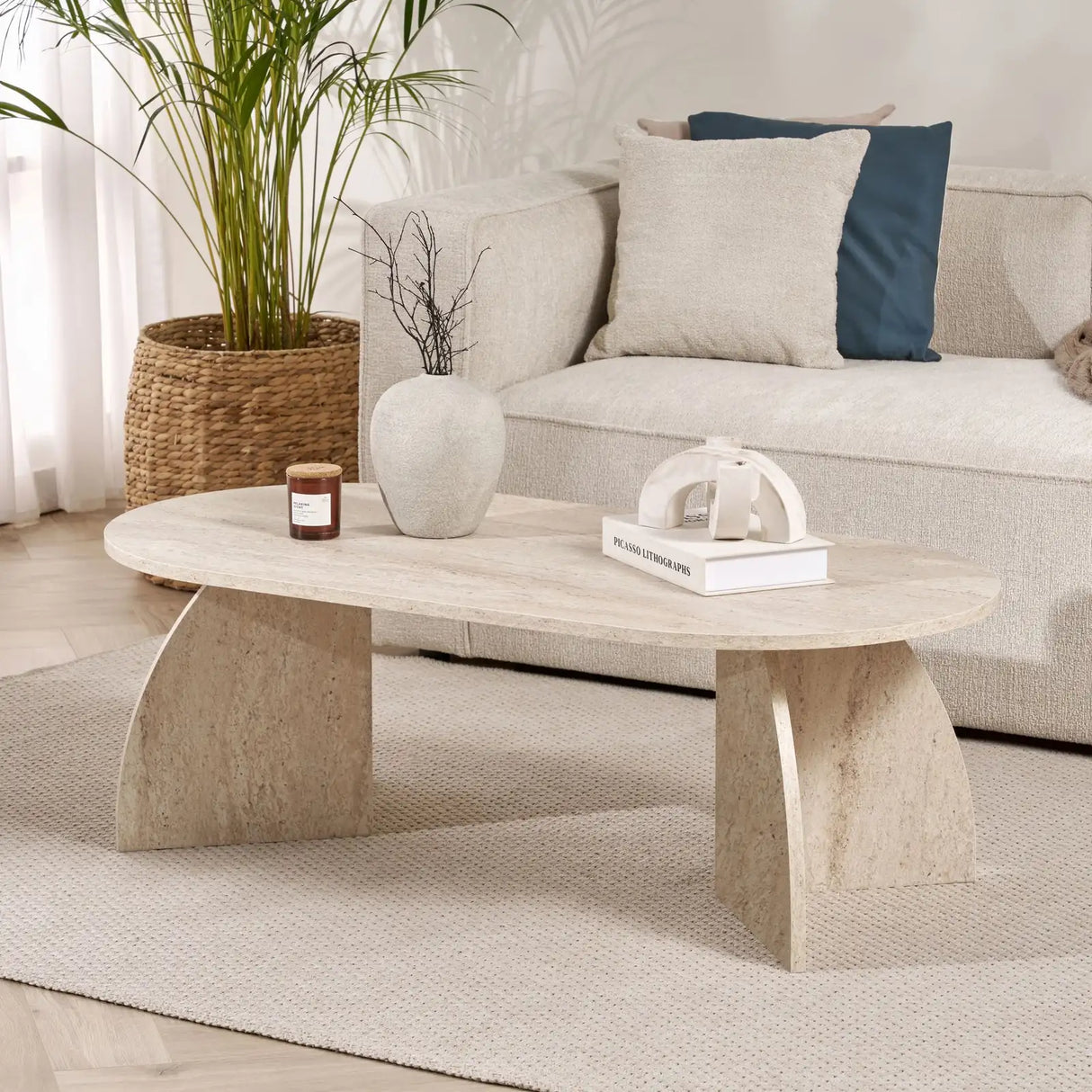 Couchtisch Melina aus melaminbeschichteten Holz in Travertin, 120×60×40 cm von Hanah Home – Bild 1